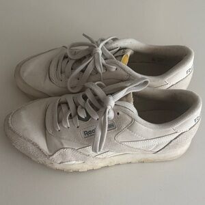 Reebok Men's Cream Athletic Shoes